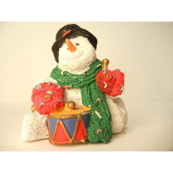 Snowman sitting, Drummer snowman, mantel décor, vintage 1990's - Picture 2 of 8